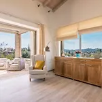فيلة Melithea Seaview Alepou